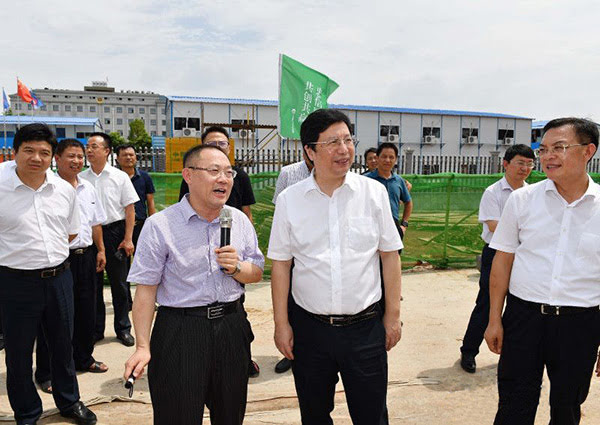 湖南省委常委、長沙市委書記胡衡華一行蒞臨頂立科技星沙基地調(diào)研考察.jpg